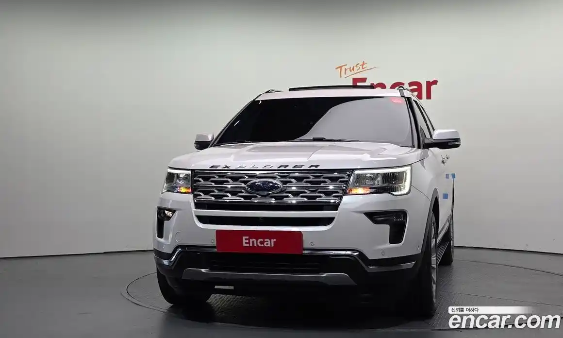 Ford Explorer 2019 2.3 автомат (гидро), фото 3
