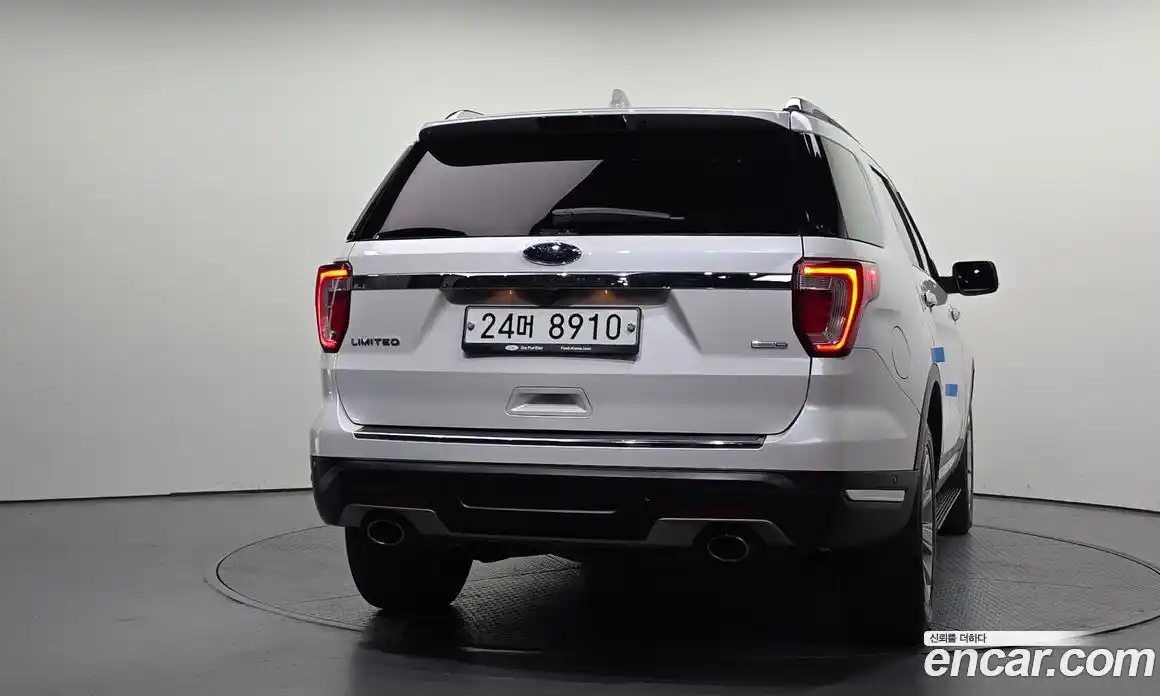 Ford Explorer 2019 2.3 автомат (гидро), фото 4
