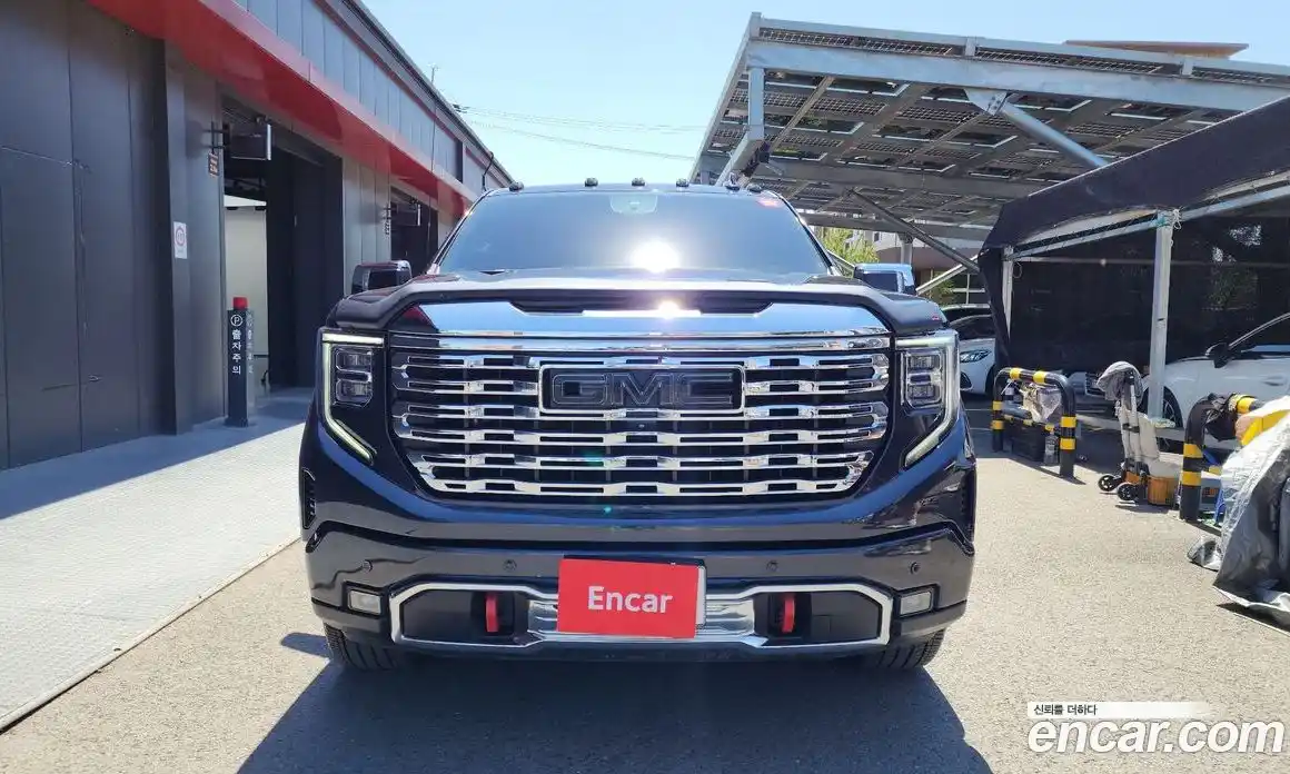 GMC Sierra 2023 6.2 автомат (гидро), фото 3