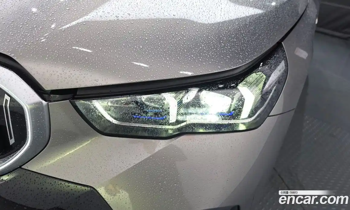 BMW 5-Series 2025 2.0 гидро, фото 8
