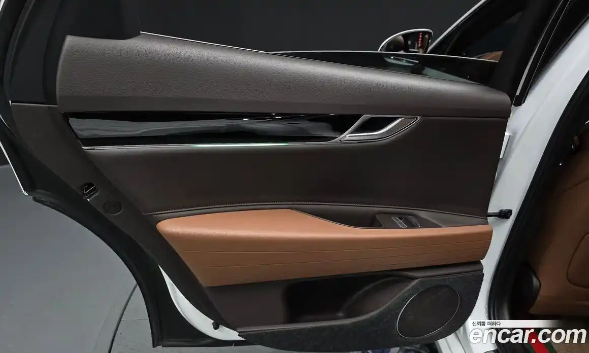 Genesis G80 2021 2.2 автомат (гидро), фото 15