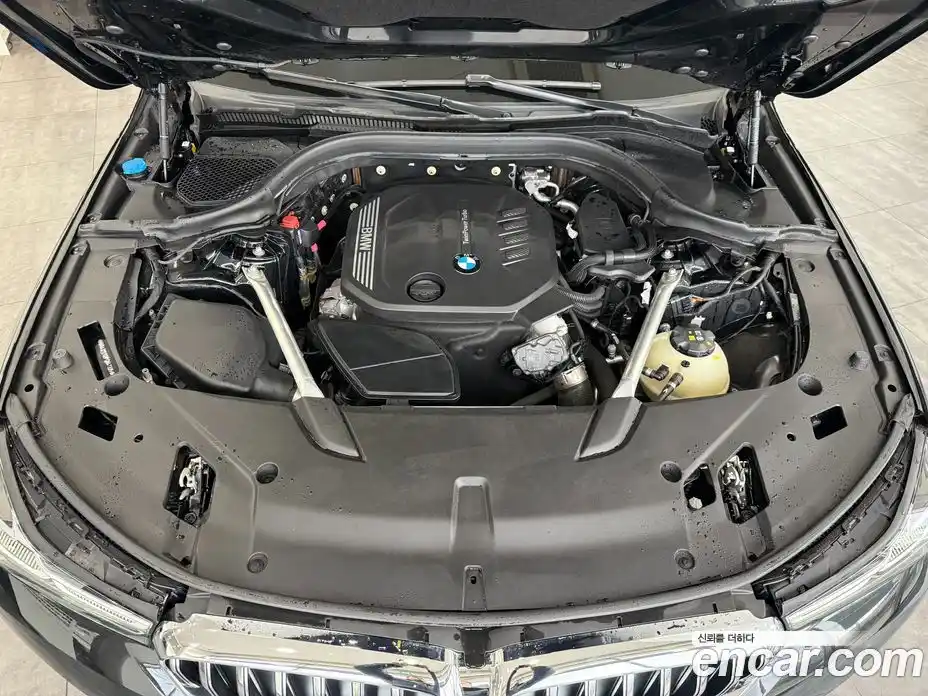 BMW 6-Series 2023 2.0 гидро, фото 6