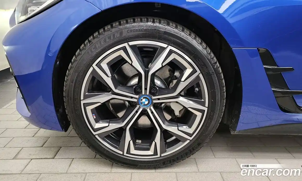 BMW i4 2022 0.2 гидро, фото 5
