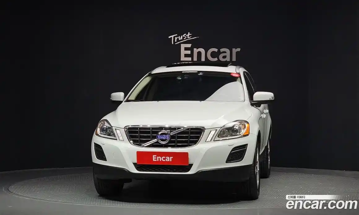 Volvo XC60 2013 2.0 автомат (гидро), фото 3