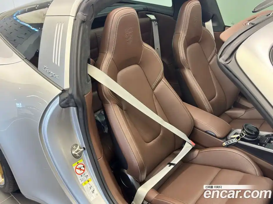 Porsche 911 2024 3.0 автомат (гидро), фото 17