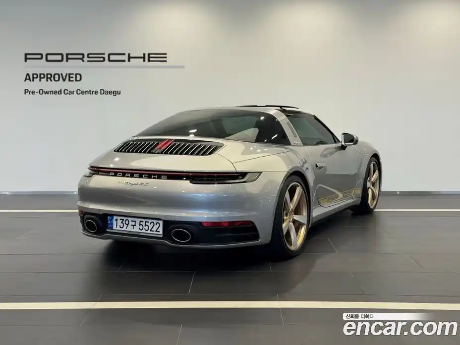 Porsche 911 2024 3.0 автомат (гидро), фото 4