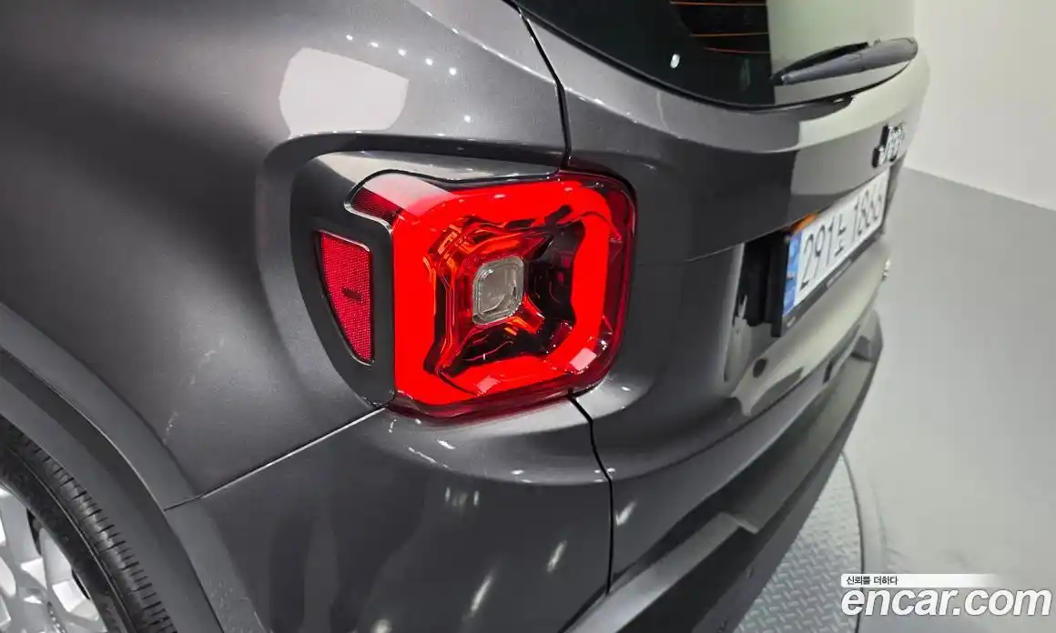 Jeep Renegade 2020 2.4 автомат (гидро), фото 9