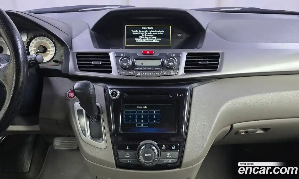 Honda Odyssey 2014 3.5 автомат (гидро), фото 14