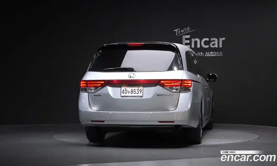 Honda Odyssey 2014 3.5 автомат (гидро), фото 4