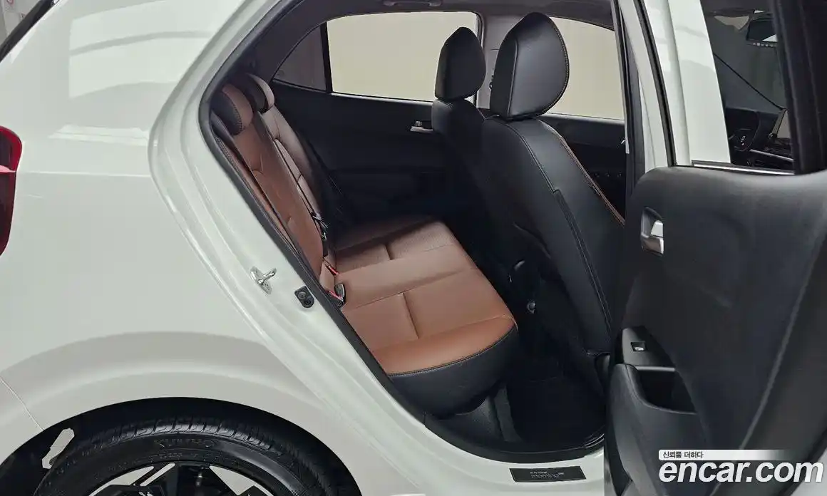 Kia Morning 2024 1.0 гидро, фото 18