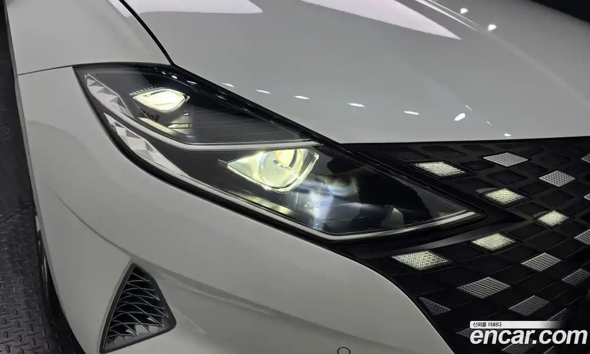 Hyundai Grandeur 2022 3.3 автомат (гидро), фото 8