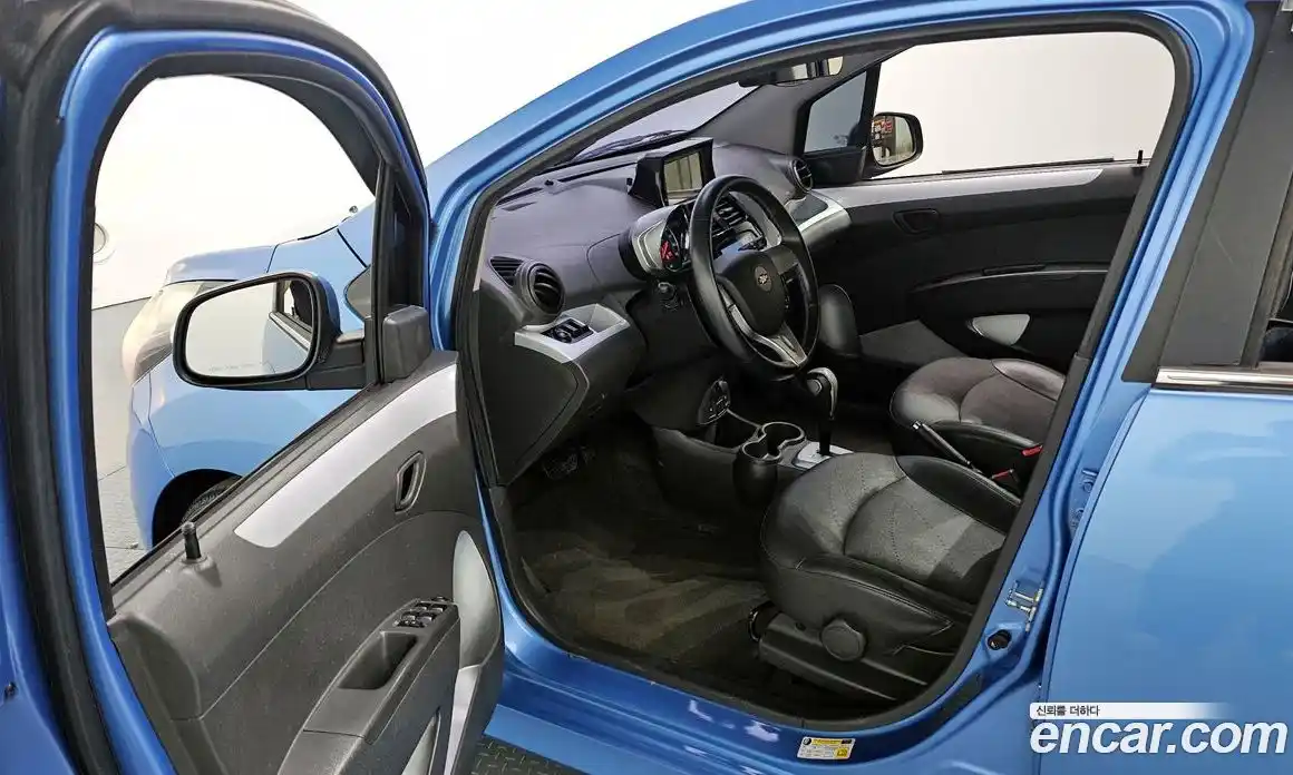 Chevrolet Spark 2015 1.0 автомат (гидро), фото 13