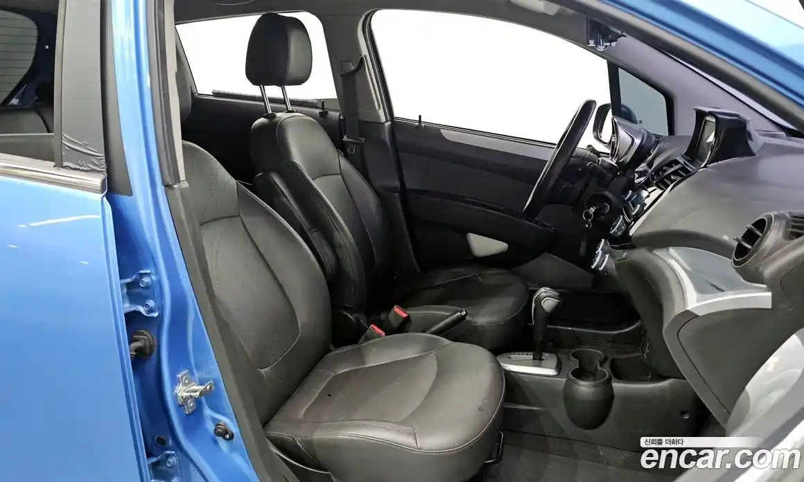 Chevrolet Spark 2015 1.0 автомат (гидро), фото 17