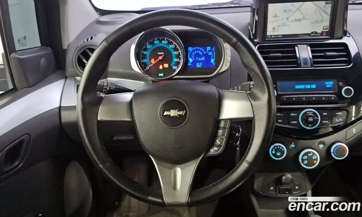 Chevrolet Spark 2015 1.0 автомат (гидро), фото 19