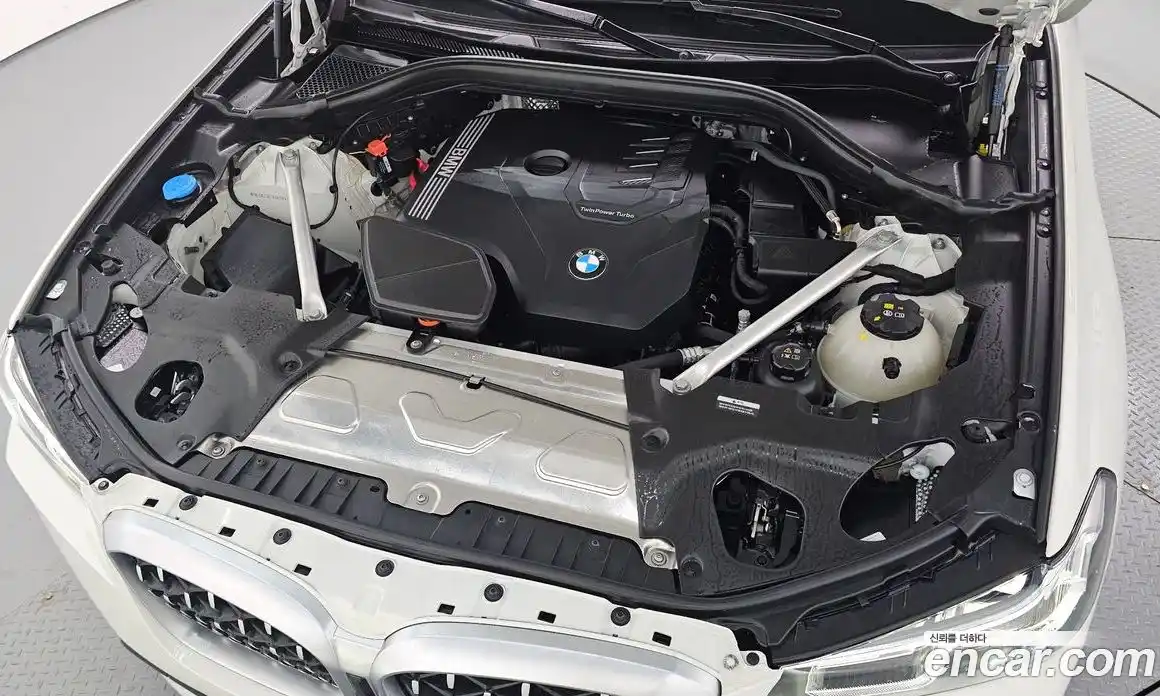 BMW X4 2024 2.0 гидро, фото 6