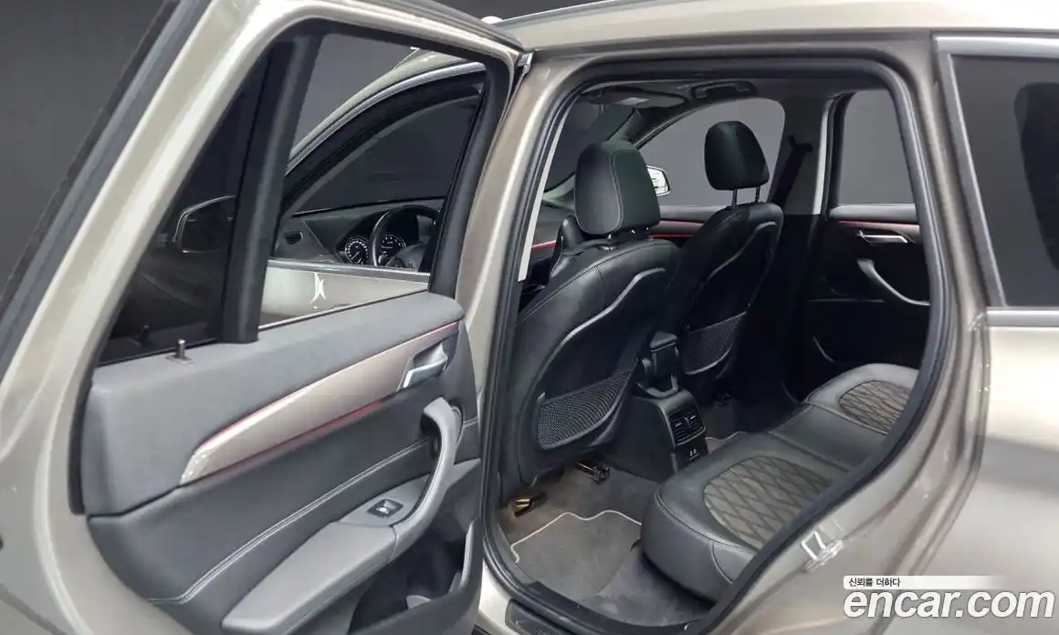 BMW X1 2021 2.0 гидро, фото 16