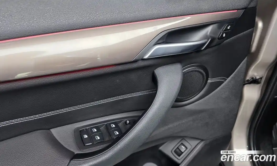 BMW X1 2021 2.0 гидро, фото 27