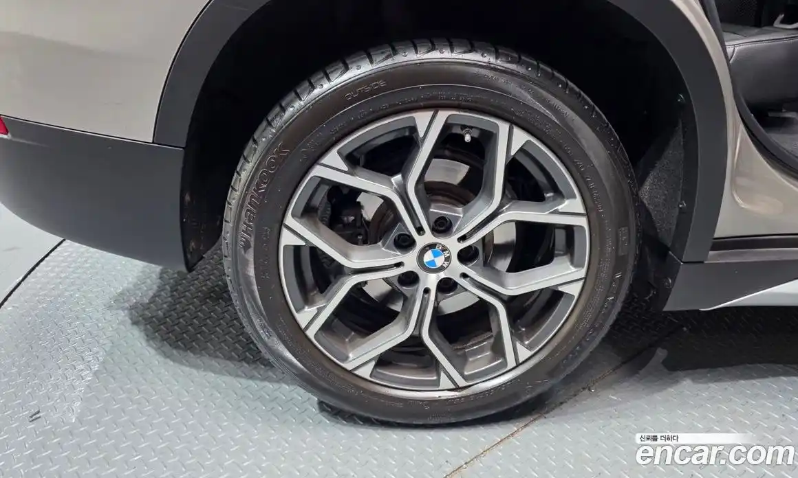 BMW X1 2021 2.0 гидро, фото 5