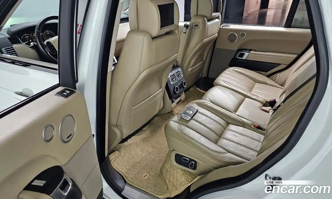 Land Rover Range Rover 2015 4.4 автомат (гидро), фото 11