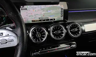 Mercedes-Benz GLB-Class 2023 2.0 гидро, миниатюра 11