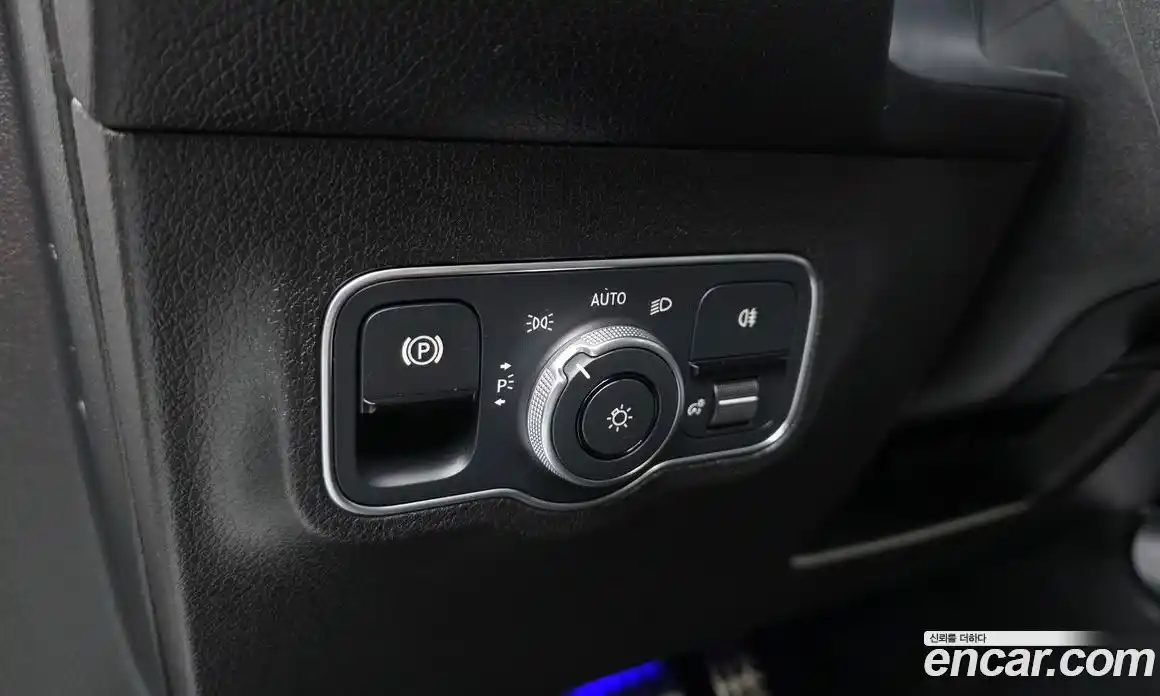 Mercedes-Benz GLB-Class 2023 2.0 гидро, фото 16