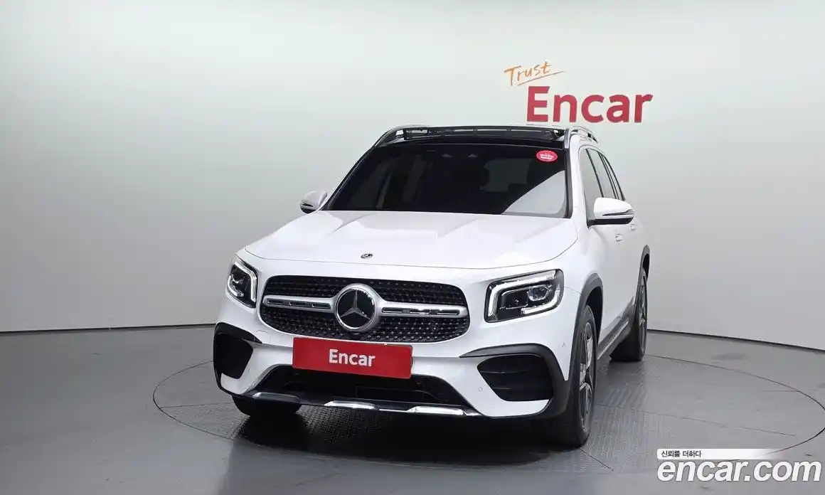 Mercedes-Benz GLB-Class 2023 2.0 гидро, фото 3