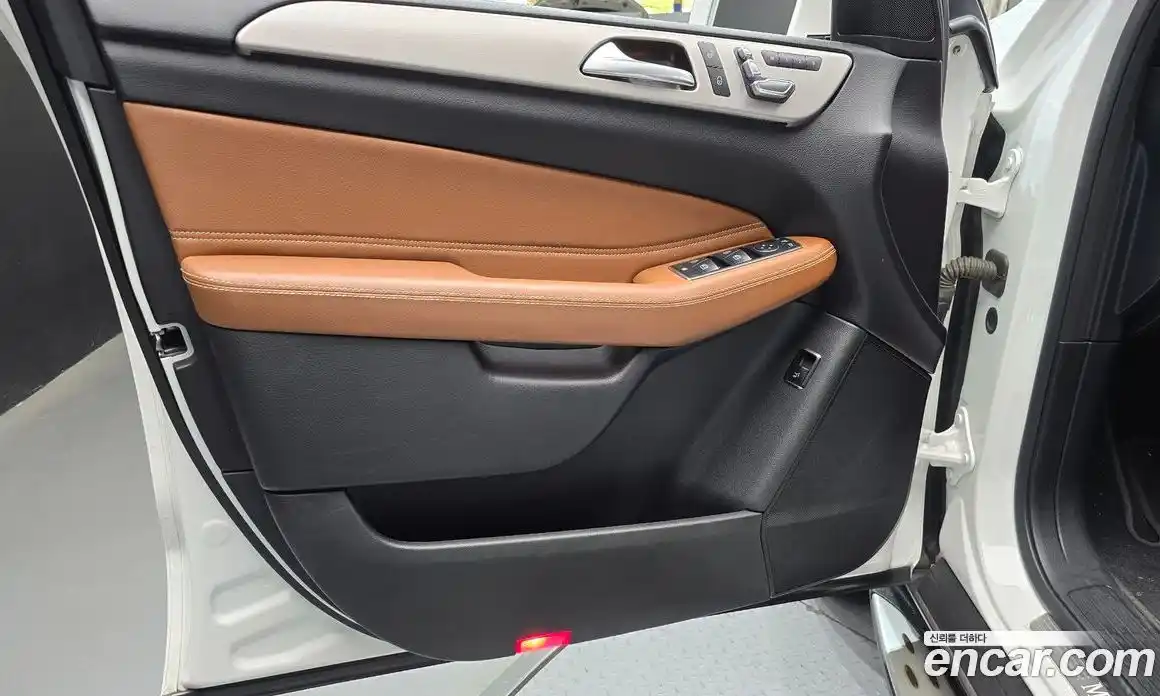 Mercedes-Benz GLE-Class 2018 3.0 гидро, фото 14