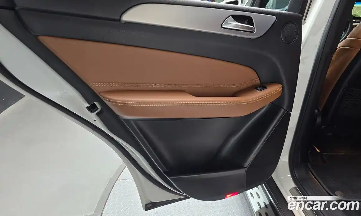 Mercedes-Benz GLE-Class 2018 3.0 гидро, фото 15