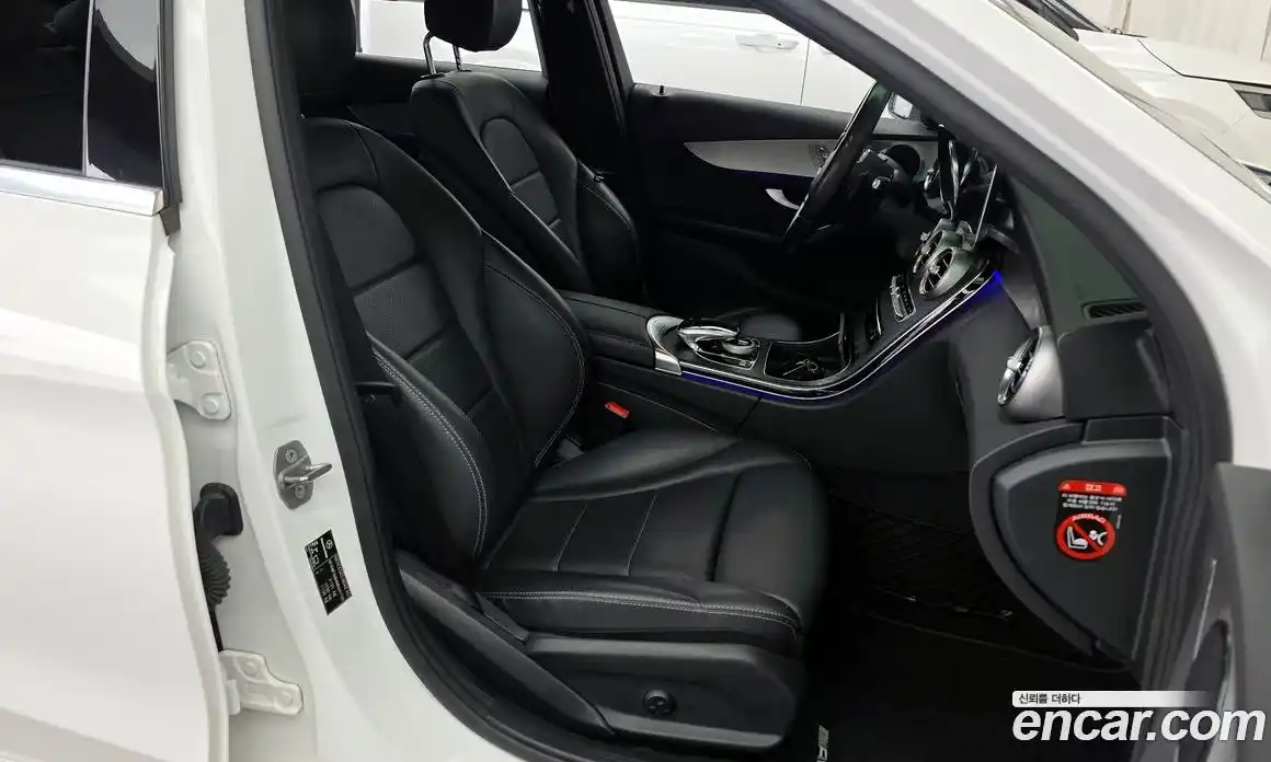 Mercedes-Benz C-Class 2021 2.0 гидро, фото 16