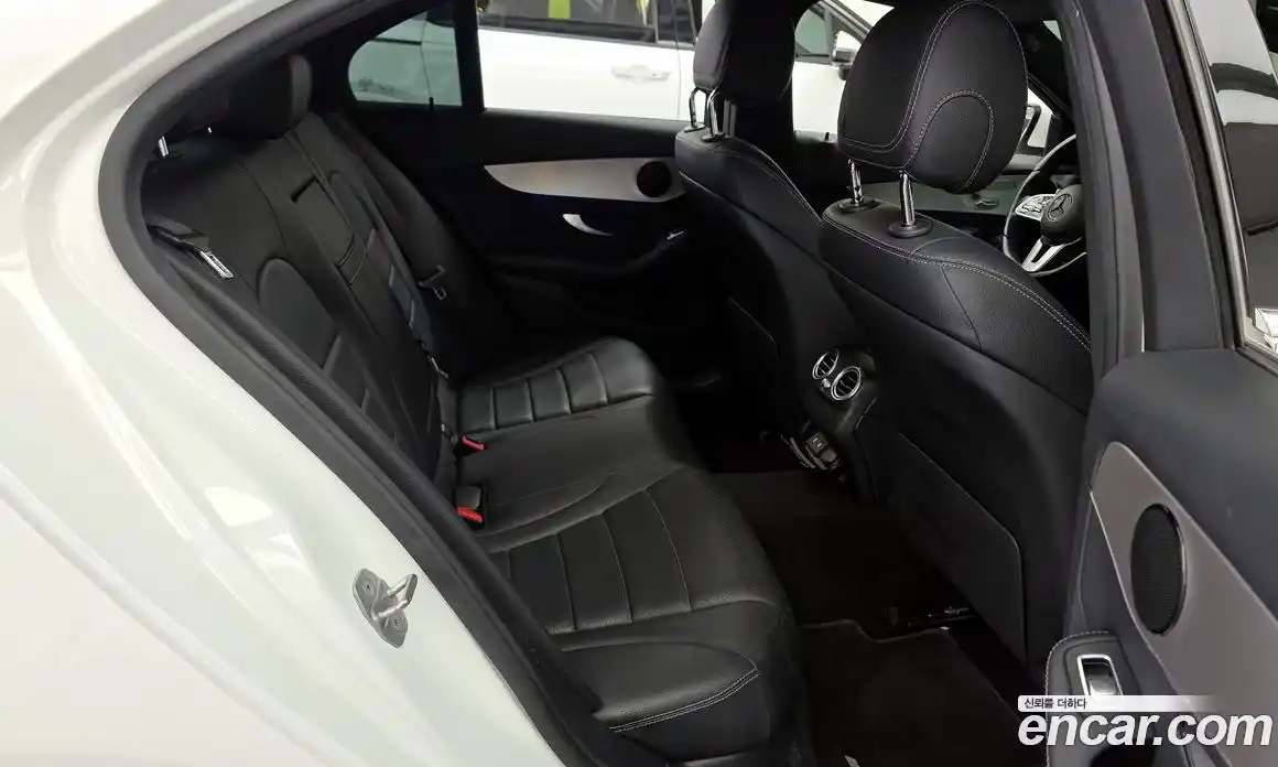 Mercedes-Benz C-Class 2021 2.0 гидро, фото 17