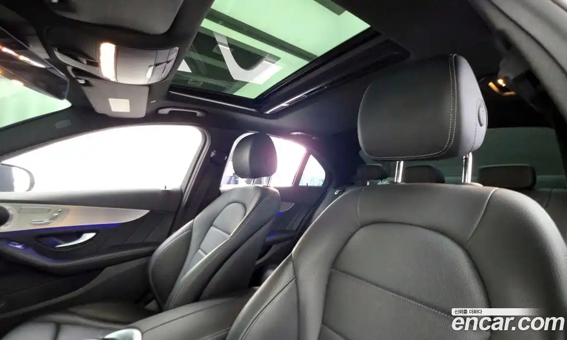 Mercedes-Benz C-Class 2021 2.0 гидро, фото 24
