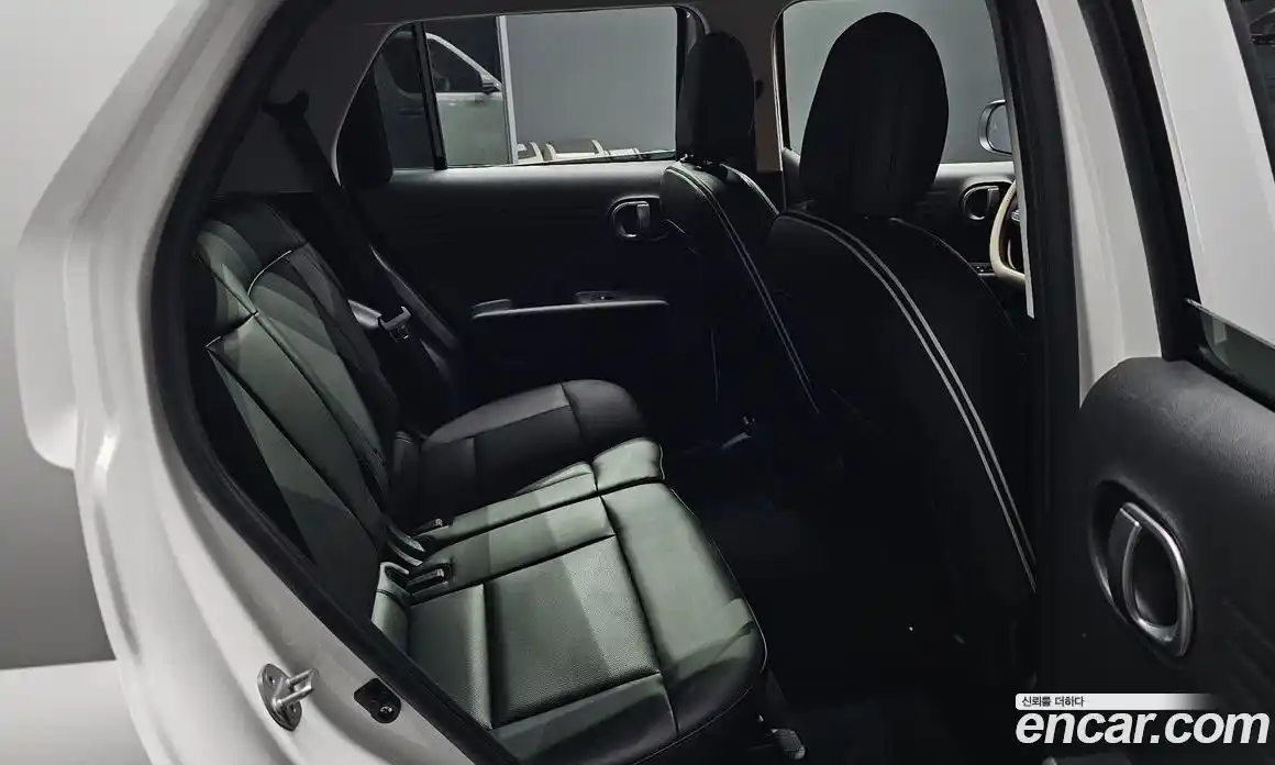 Hyundai Casper 2022 1.0 автомат (гидро), фото 11