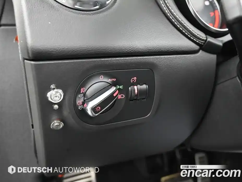 Audi TTS 2010 2.0 автомат (гидро), фото 15