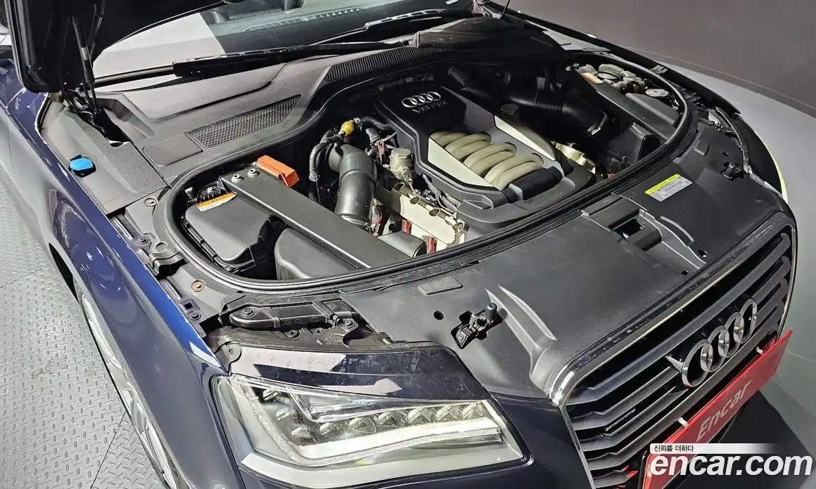 Audi A8 2011 4.2 автомат (гидро), фото 6