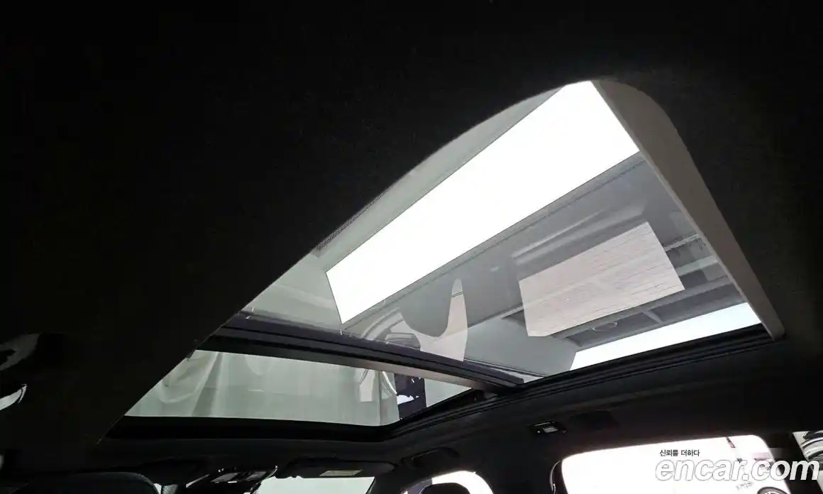 Volvo XC40 2025 2.0 автомат (гидро), фото 11