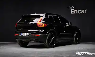 Volvo XC40 2025 2.0 автомат (гидро), миниатюра 2