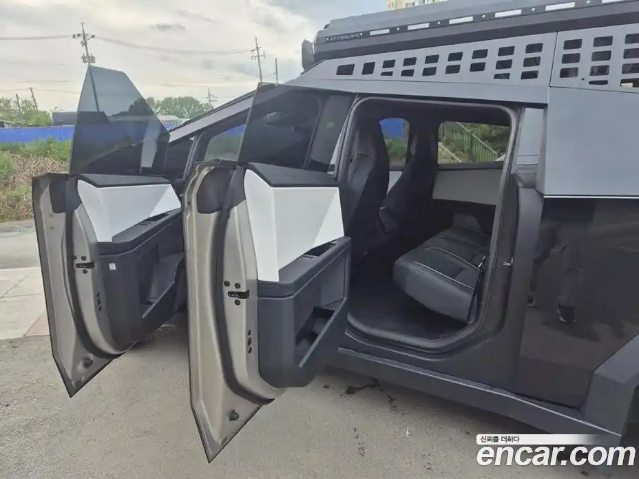 Tesla Cybertruck 2024 гидро, фото 9