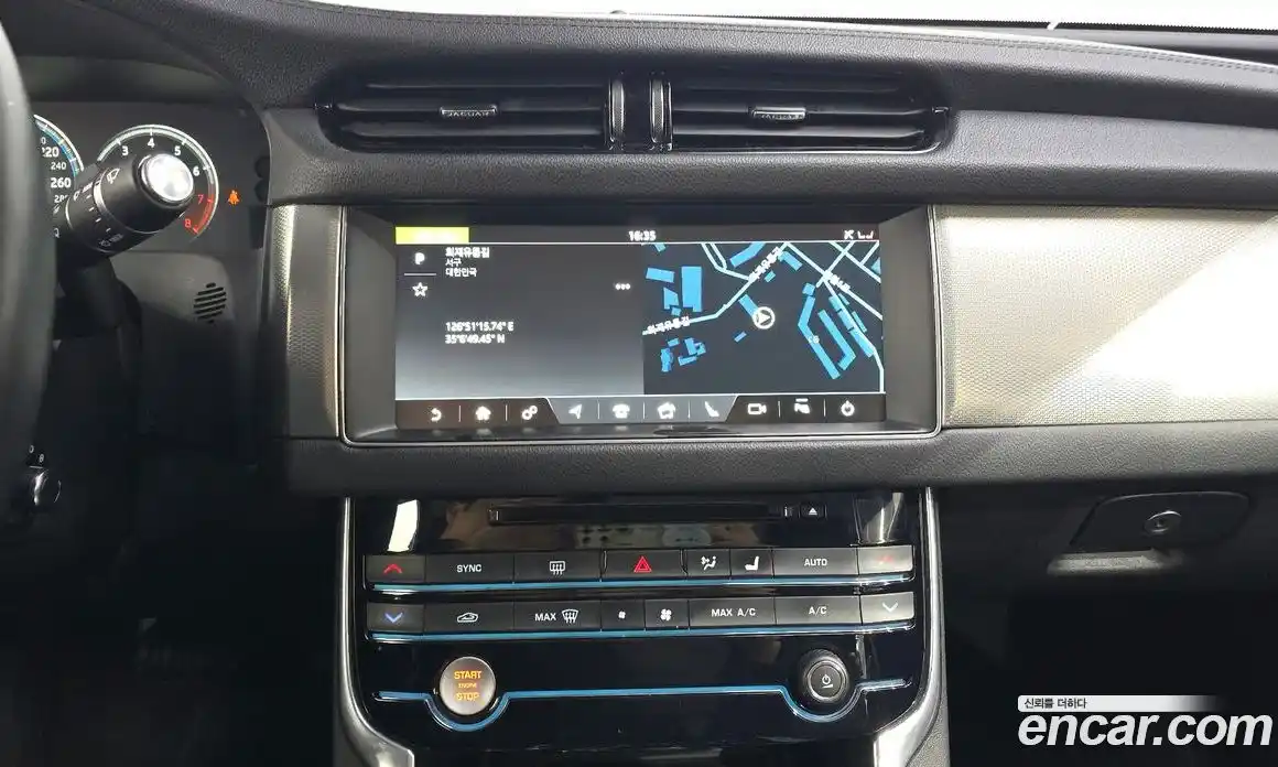 Jaguar XF 2016 2.0 гидро, фото 14