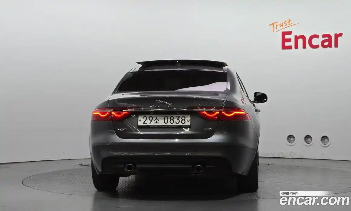 Jaguar XF 2016 2.0 гидро, фото 4