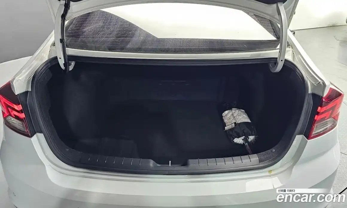Hyundai Avante 2019 1.6 гидро, фото 26