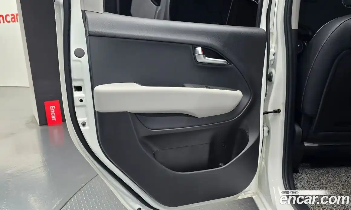 Kia Ray 2024 1.0 гидро, фото 14