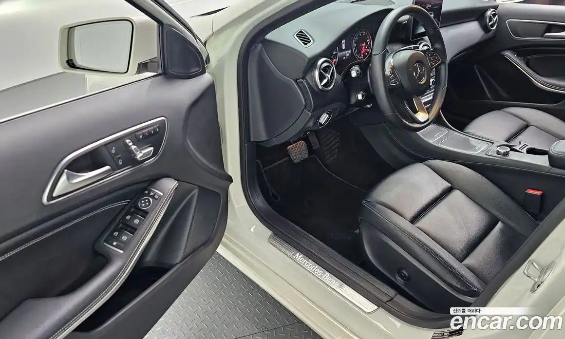 Mercedes-Benz A-Class 2016 1.6 гидро, фото 10