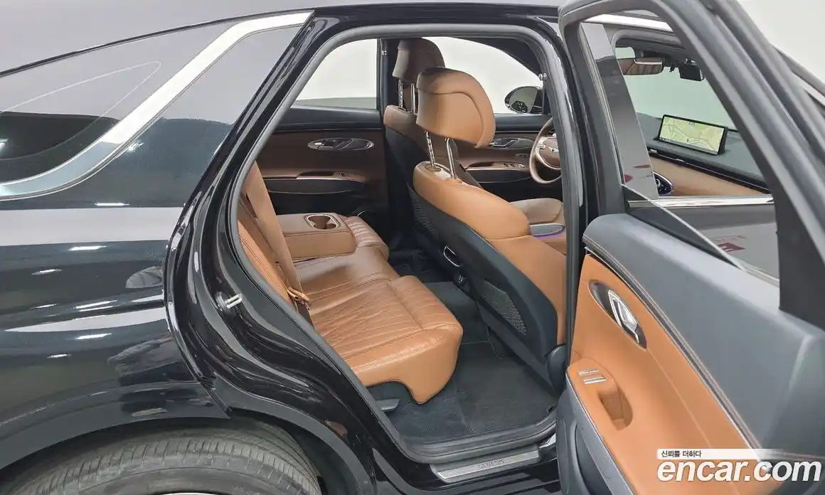 Genesis GV70 2022 2.5 гидро, фото 11