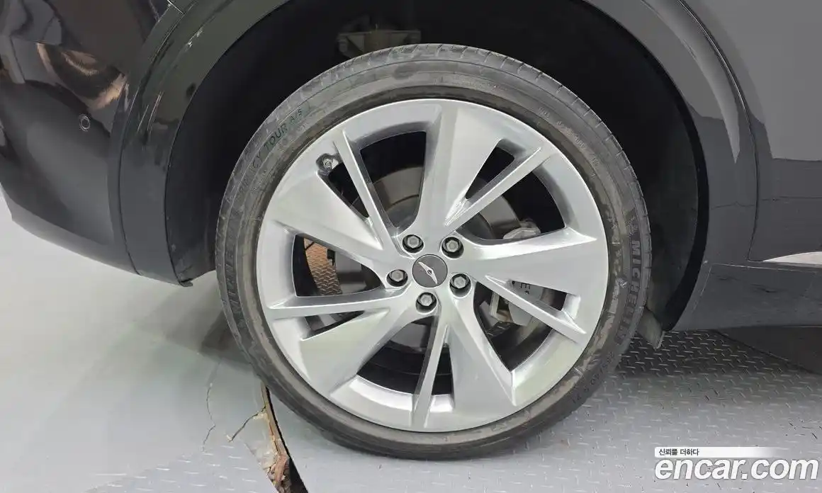 Genesis GV70 2022 2.5 гидро, фото 5