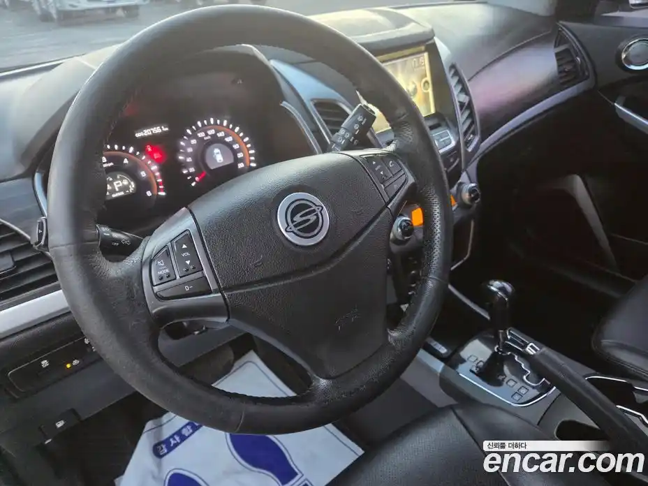SsangYong Korando 2015 2.0 автомат (гидро), фото 11