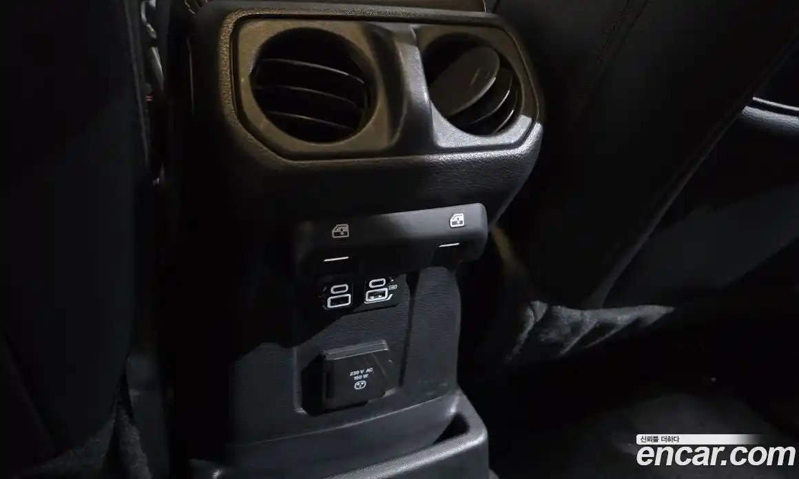 Jeep Wrangler 2020 2.0 автомат (гидро), фото 31