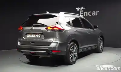 Nissan X-Trail 2018 2.5 гидро, миниатюра 2