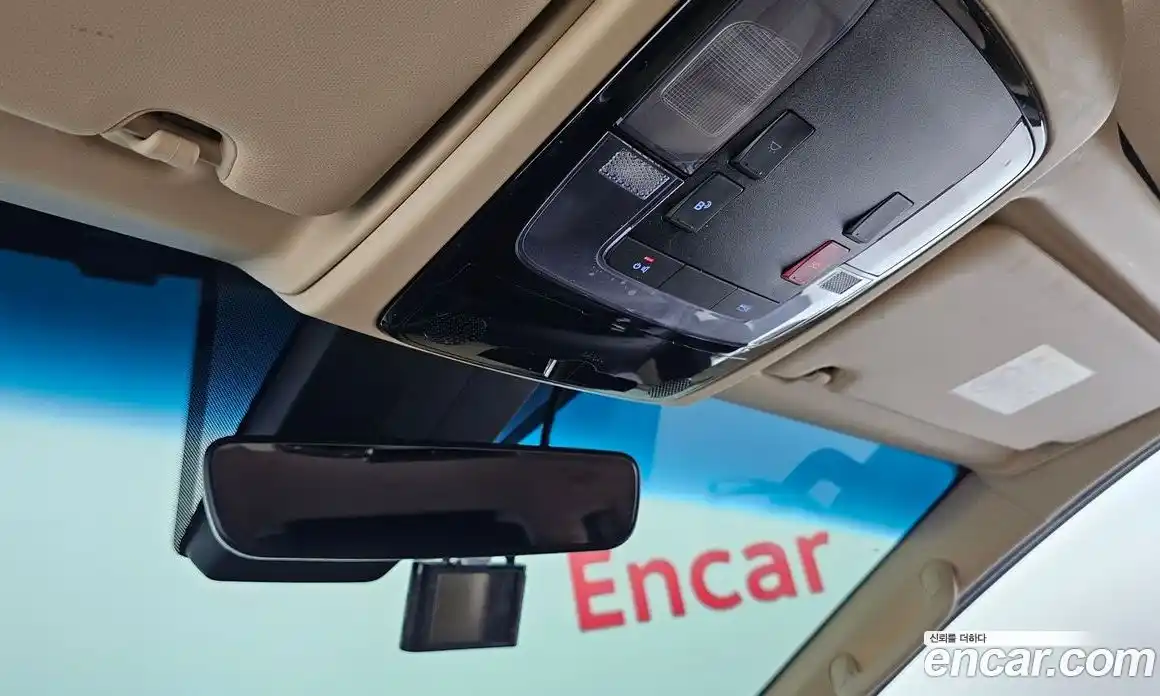 Hyundai Staria 2023 2.2 гидро, фото 19