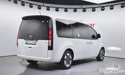 Hyundai Staria 2023 2.2 гидро, миниатюра 2