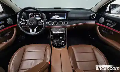 Mercedes-Benz E-Class 2019 2.0 гидро, миниатюра 7